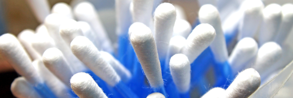 Hygiène des oreilles : coton tiges à éviter